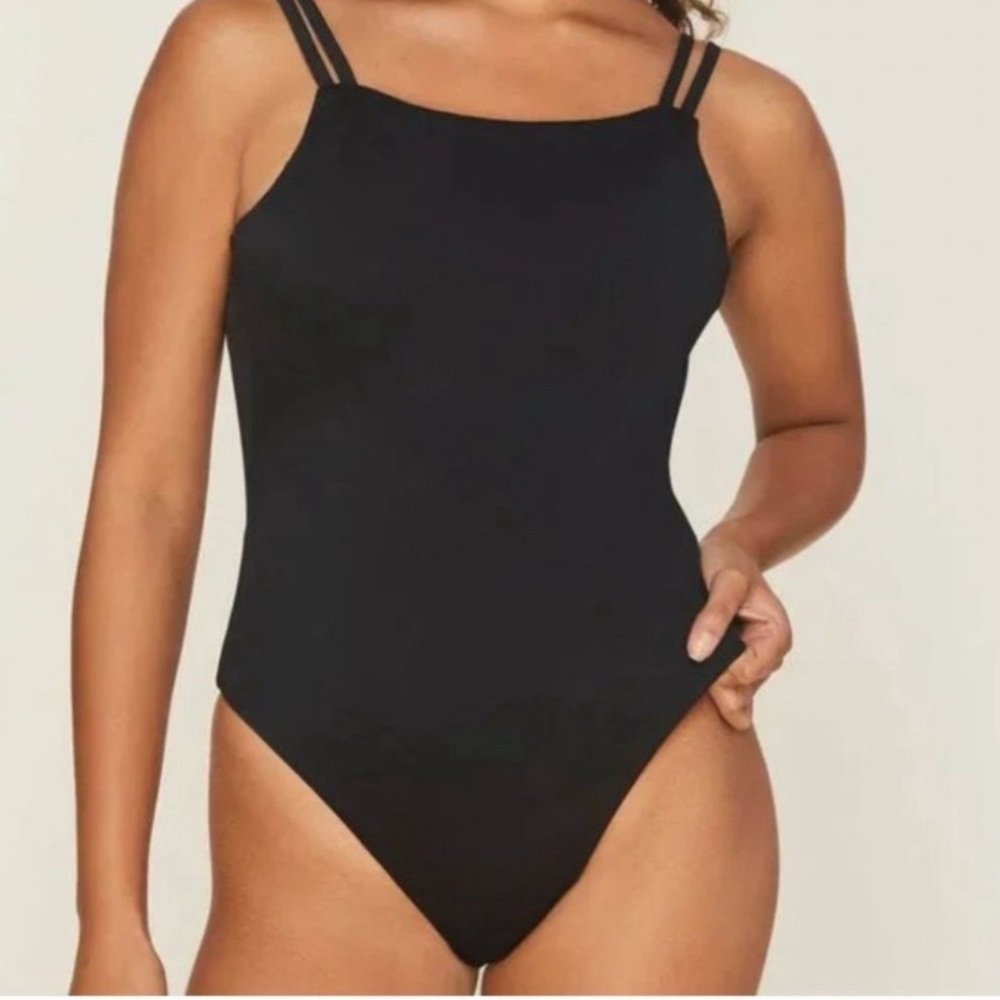 - ANDIE ROCKAWAY ONE PIECE